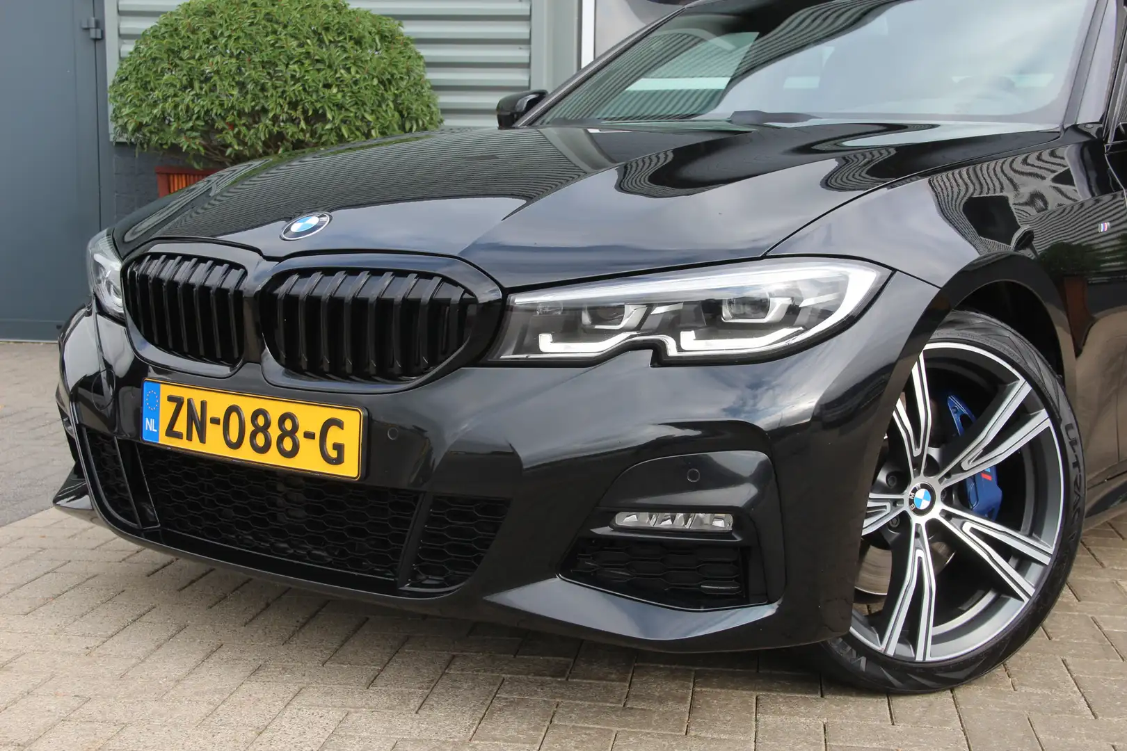 BMW 330 3-serie 330d High Exe | M Sport | Panodak | Sfeerv Noir - 2