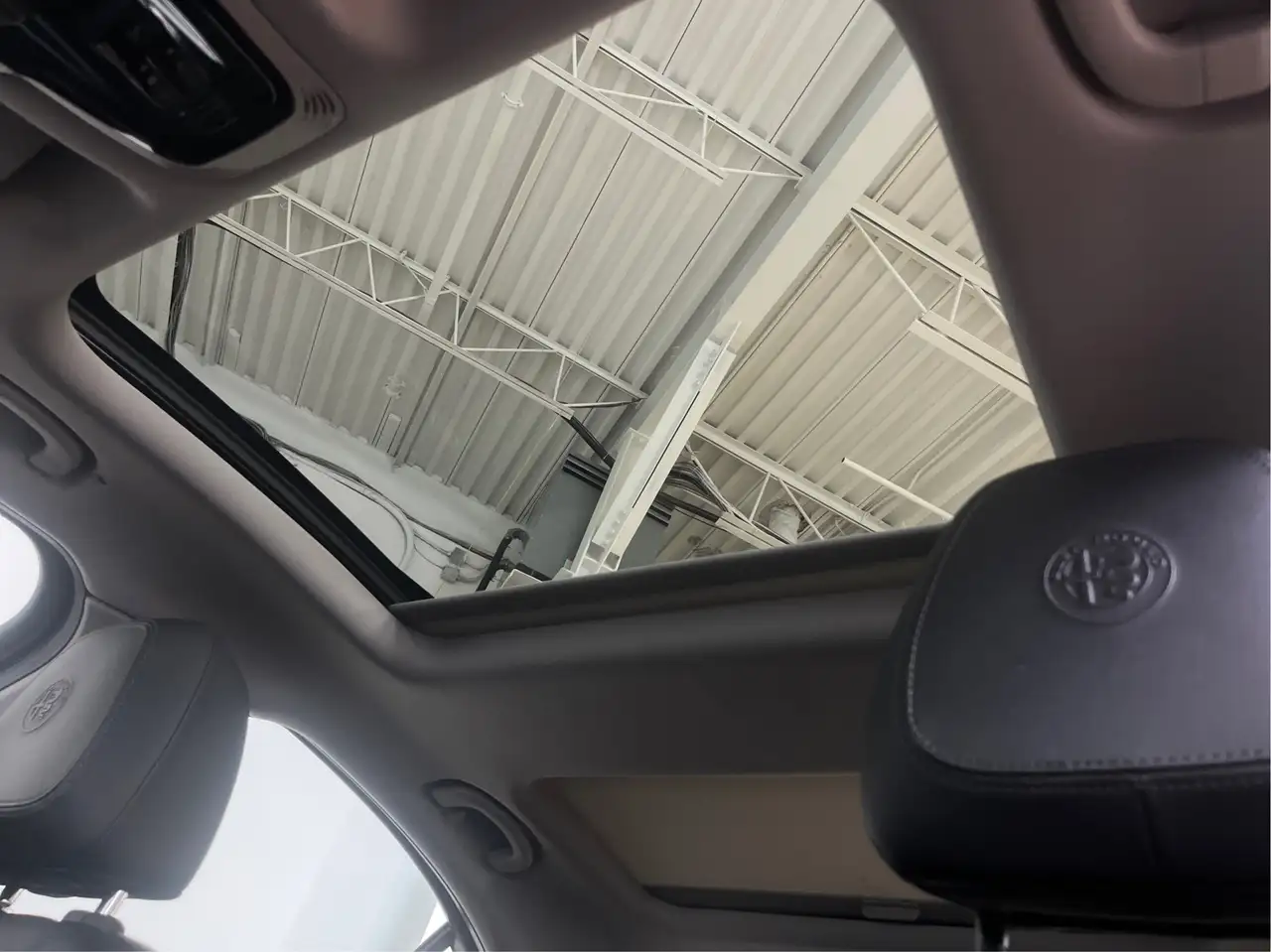 Alfa Romeo Giulia снимка Alfa Romeo Giulia