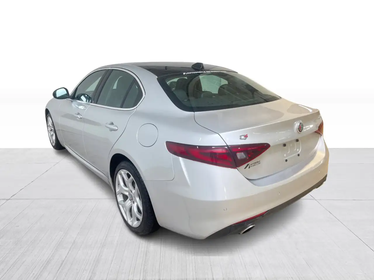 Alfa Romeo Giulia снимка Alfa Romeo Giulia