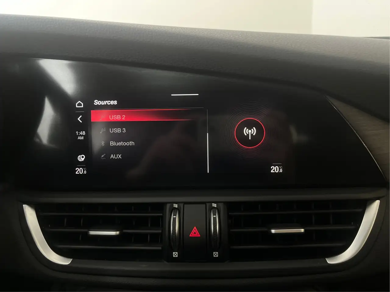 Alfa Romeo Giulia снимка Alfa Romeo Giulia