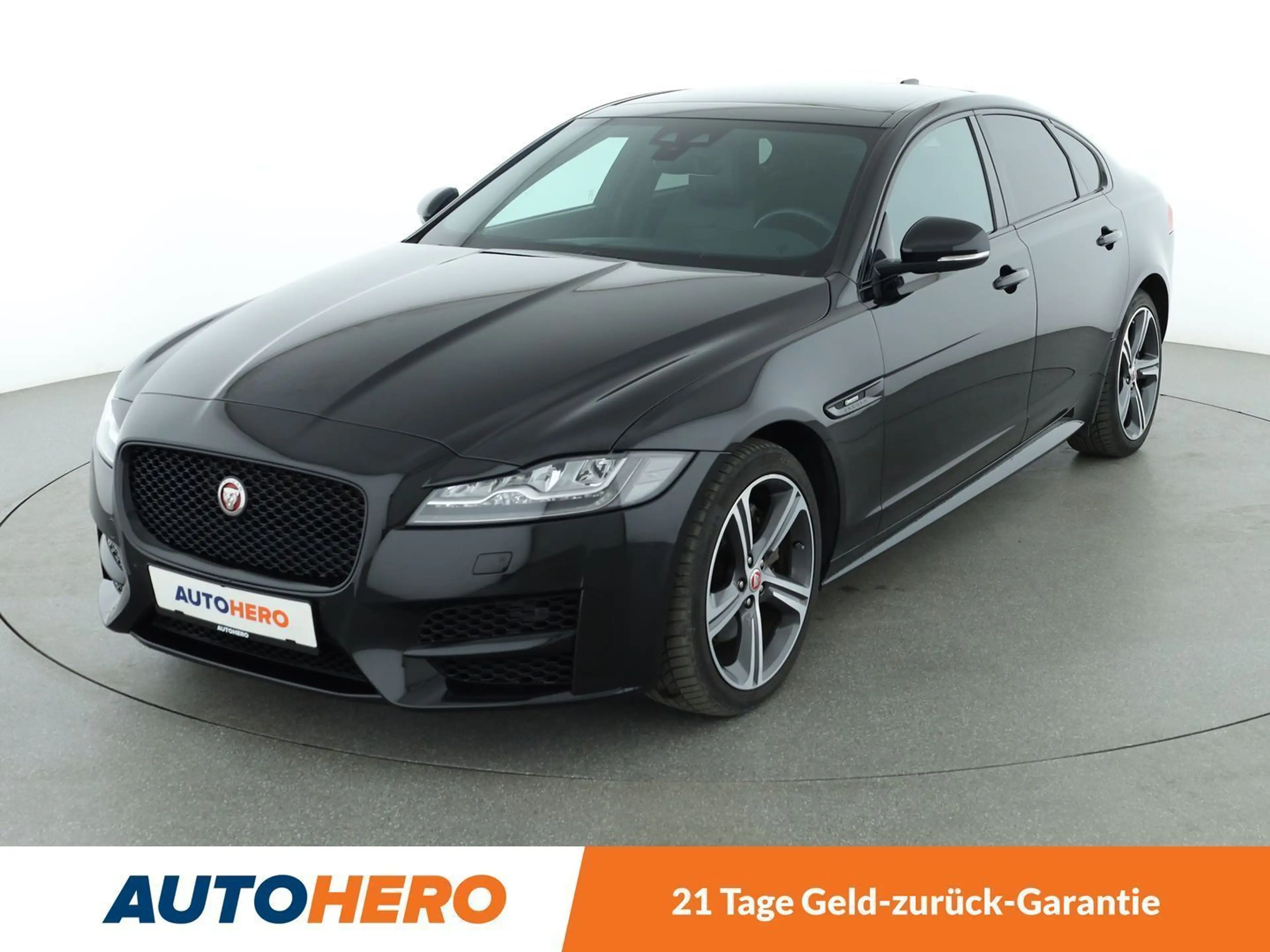 Jaguar XF 3.0 D V6 AWD Aut*NAVI*XENON*TEMPO*CAM*PDC*SHZ*