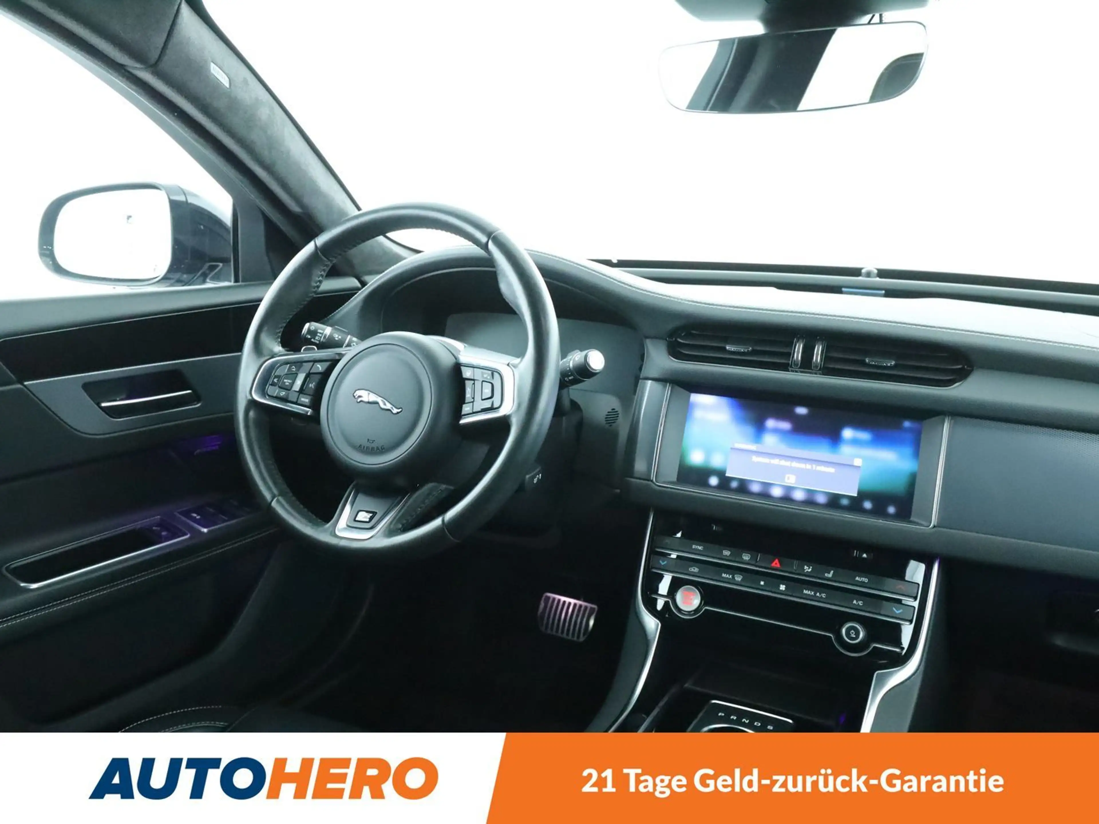 Jaguar XF 3.0 D V6 AWD Aut*NAVI*XENON*TEMPO*CAM*PDC*SHZ* — photo 13