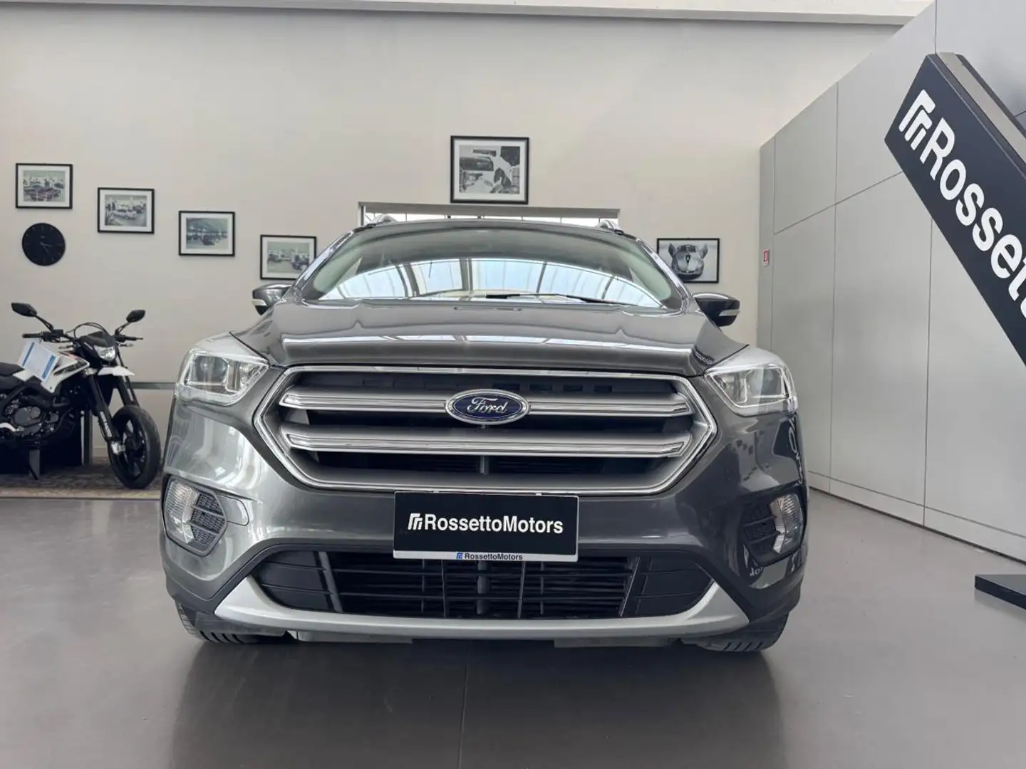 Ford Kuga 2.0 TDCI 120 CV S&S 2WD Powershift Business Grigio - 2