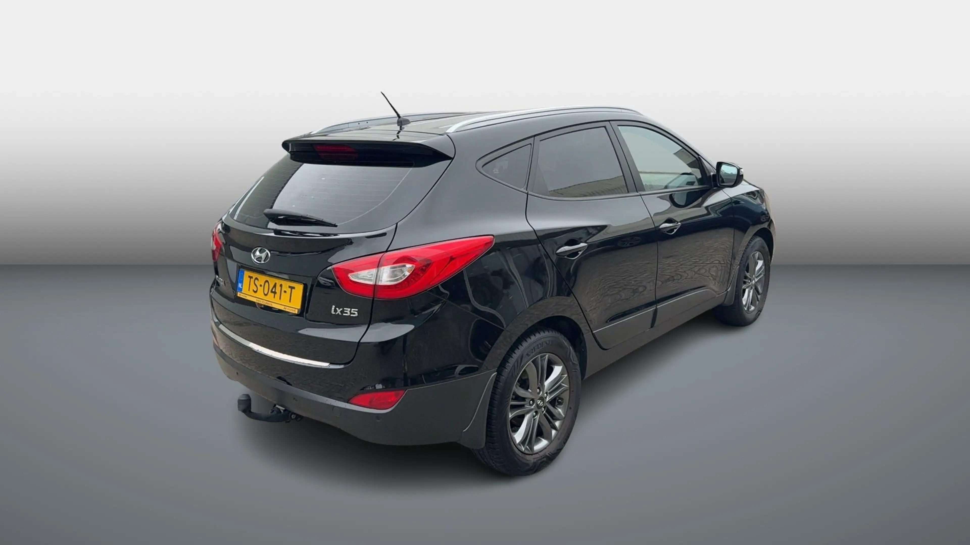 Hyundai iX35 1.6i GDI Go! Volledig Onderhouden,Trekhaak. — photo 4