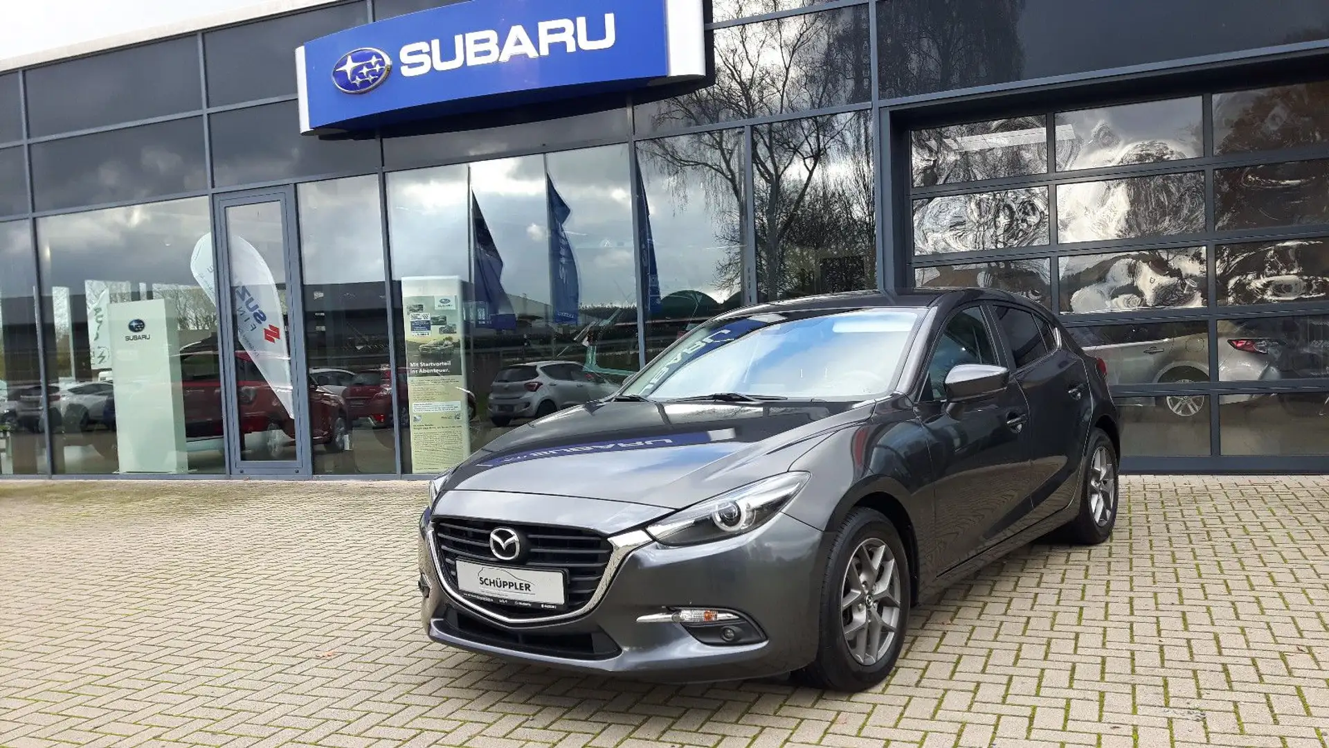 Mazda 3 2,0 SKYACTIV Lim. Exclusive-Line Grijs - 1