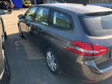 308 SW 1.2 PureTech Access STT