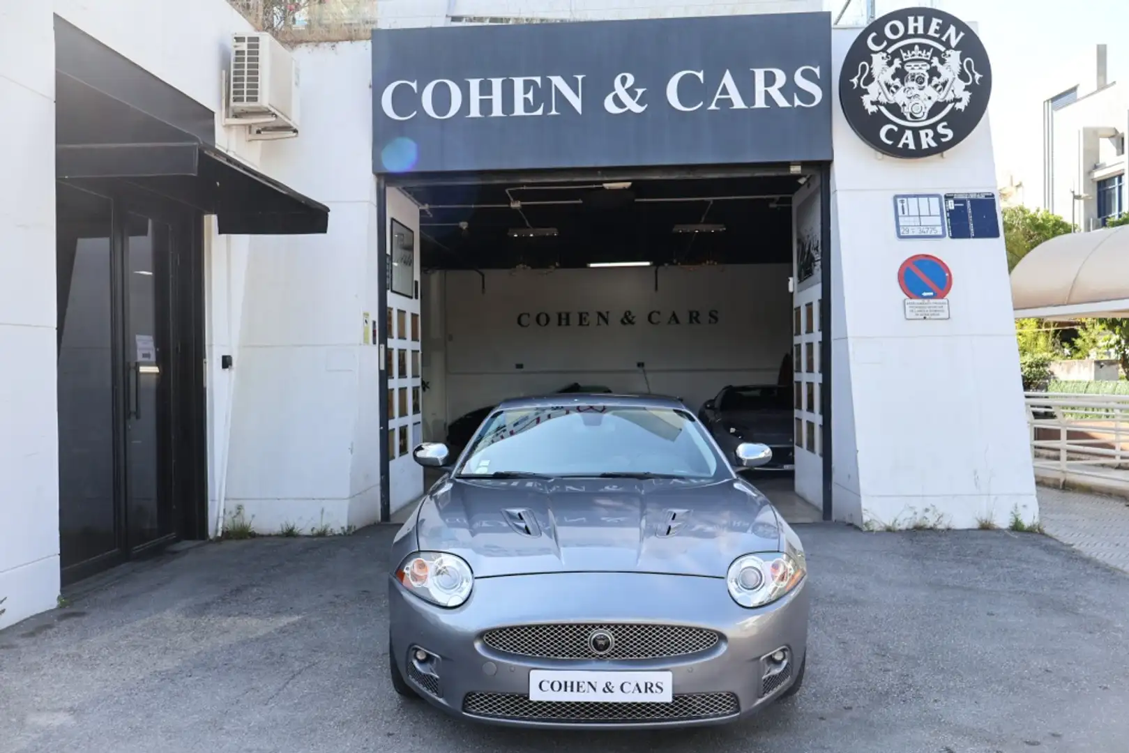 Jaguar XKR Coupé 4.2 Aut. Grau - 2