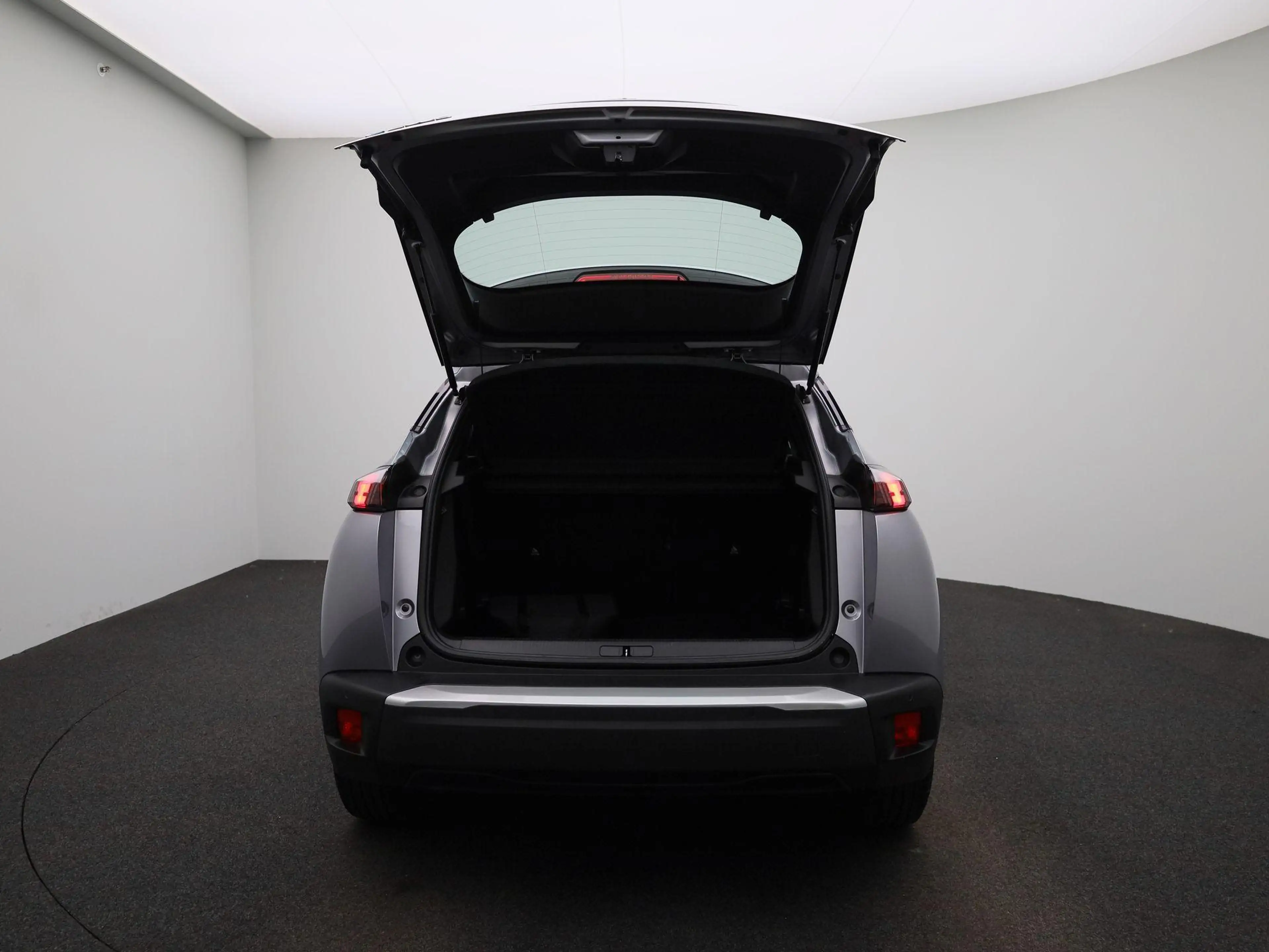 Peugeot e-2008 e-2008 Active Pack LED | NAVI | Carplay /android — photo 11