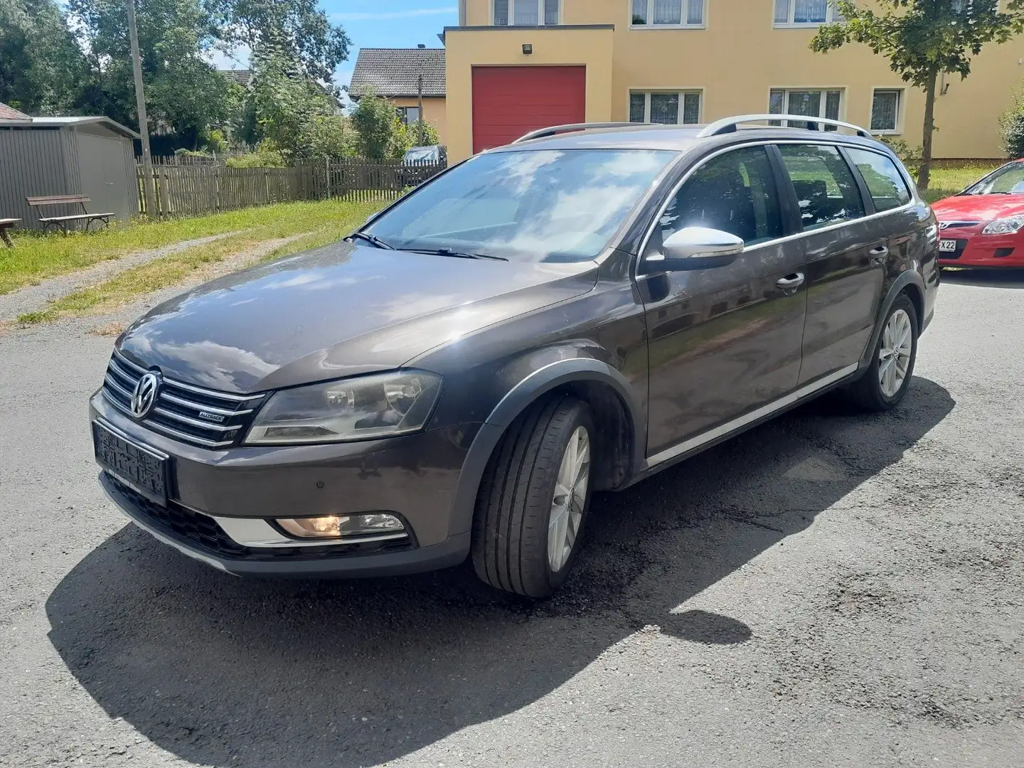 Volkswagen Passat Alltrack Variant Basis BMT 4Motion Schwarz - 1