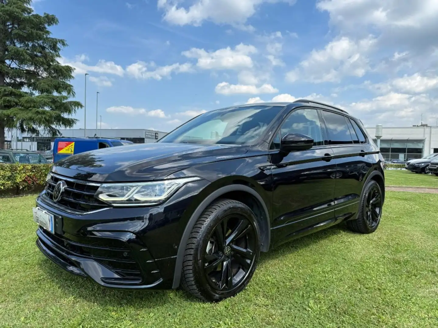 Volkswagen Tiguan 2.0 TDI 150 CV SCR DSG R-Line NAVI - LED - ACC Zwart - 2