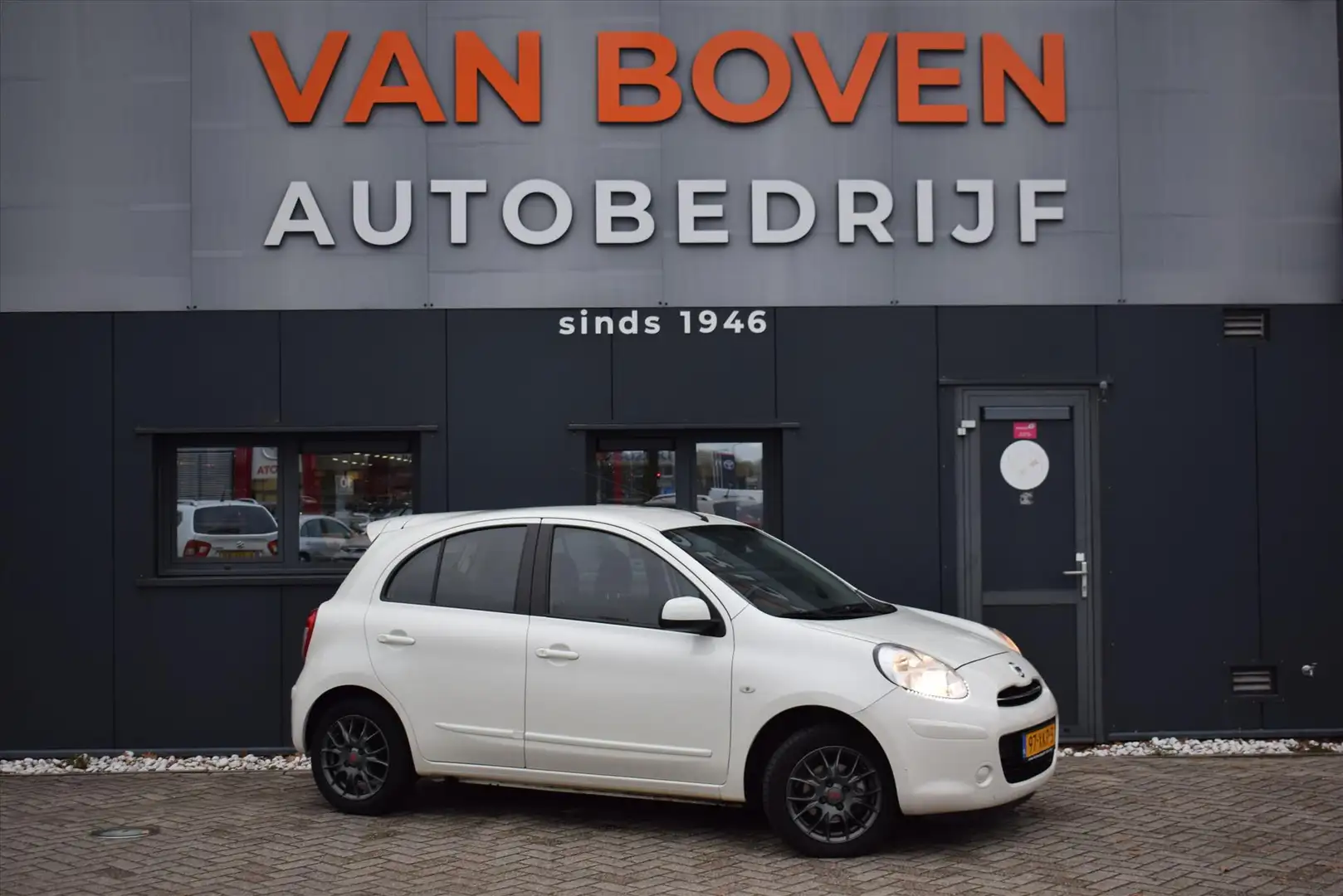 Nissan Micra 1.2 98pk DIG-S Acenta SR uitvoering Wit - 1