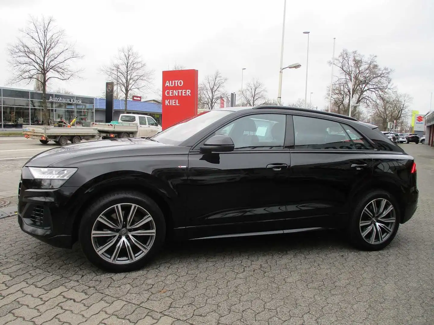 Audi Q8 Diesel 50 TDI quattro S-Line Noir - 2