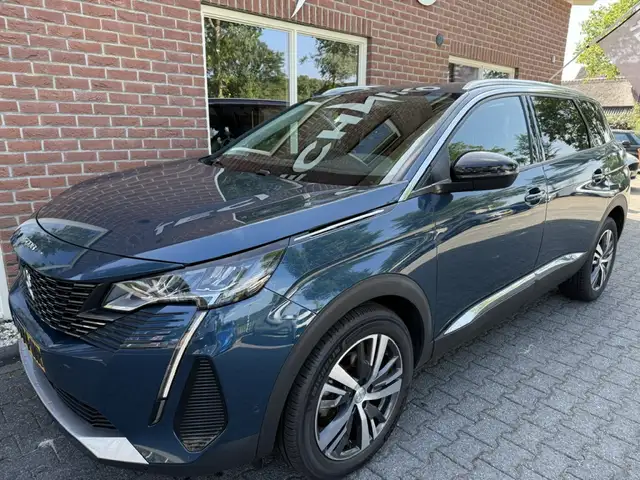 Peugeot 5008 view 16