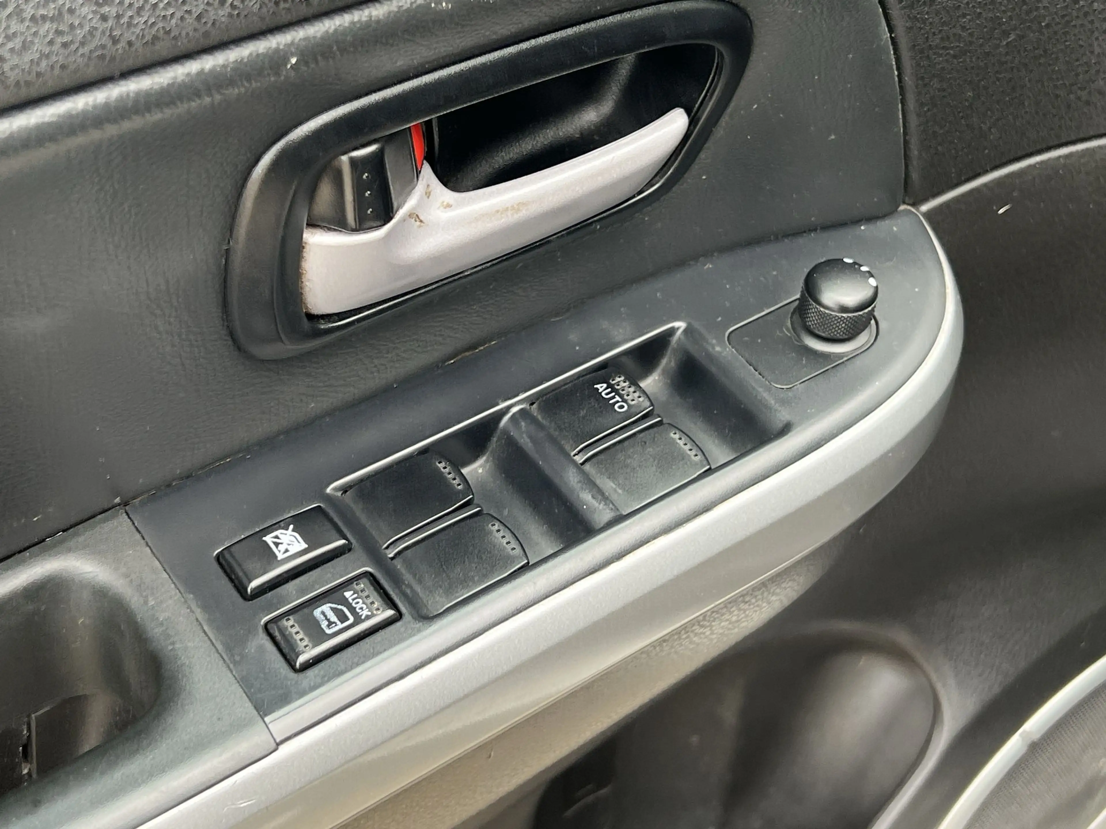 Suzuki Grand Vitara 2.4 Exclusive |4WD|AUTOMAAT|CLIMA|LEDER|LM VELGEN| — photo 4