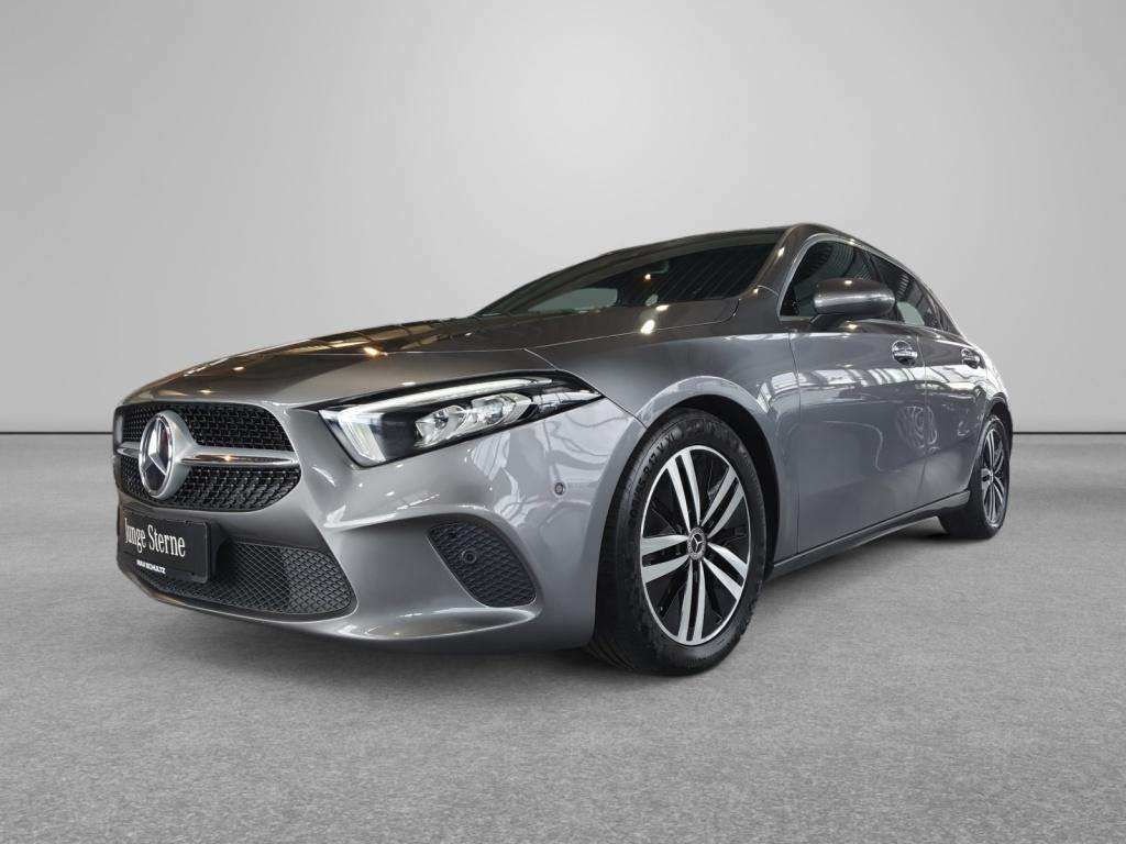 Mercedes-Benz A 220