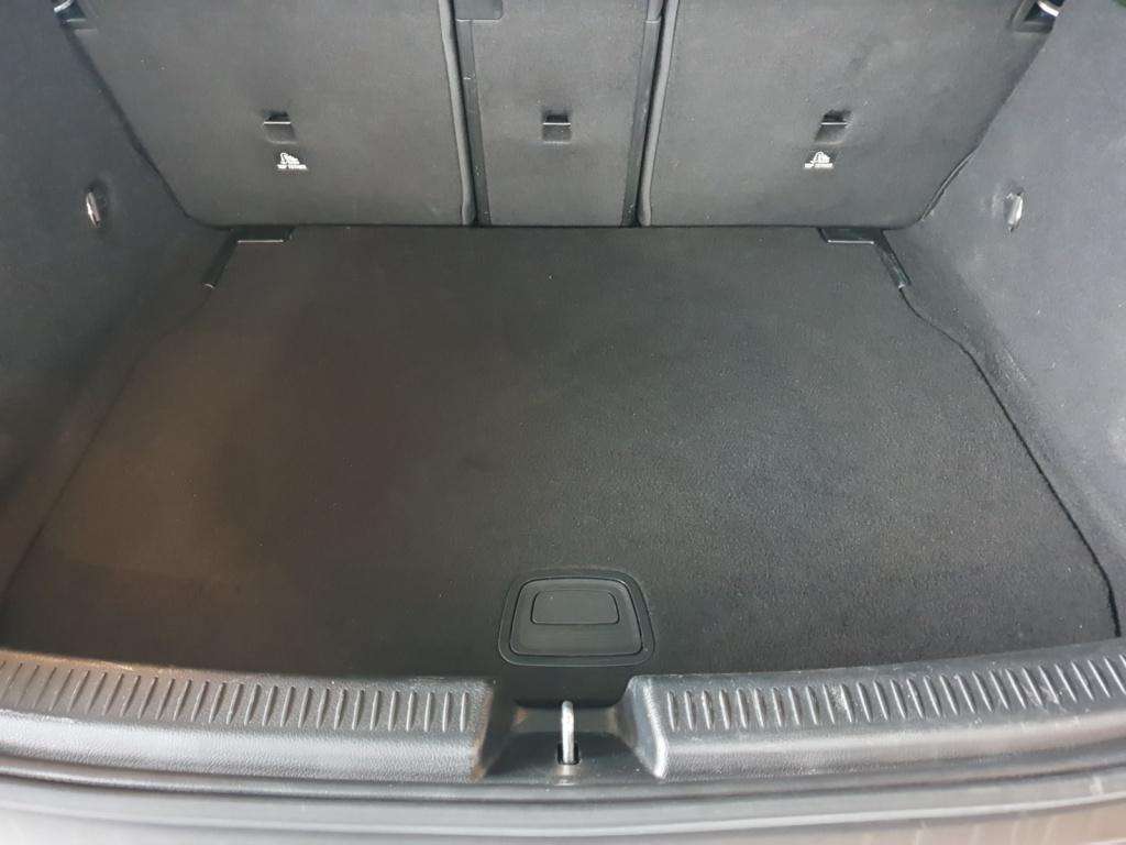 Mercedes-Benz A 220
