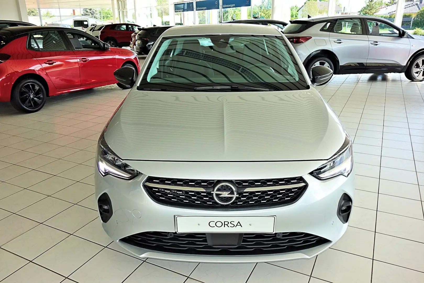 Opel Corsa 1.2 100PS Eleg.LED,Rückfahrkamera,PP v+h Top Silber - 2