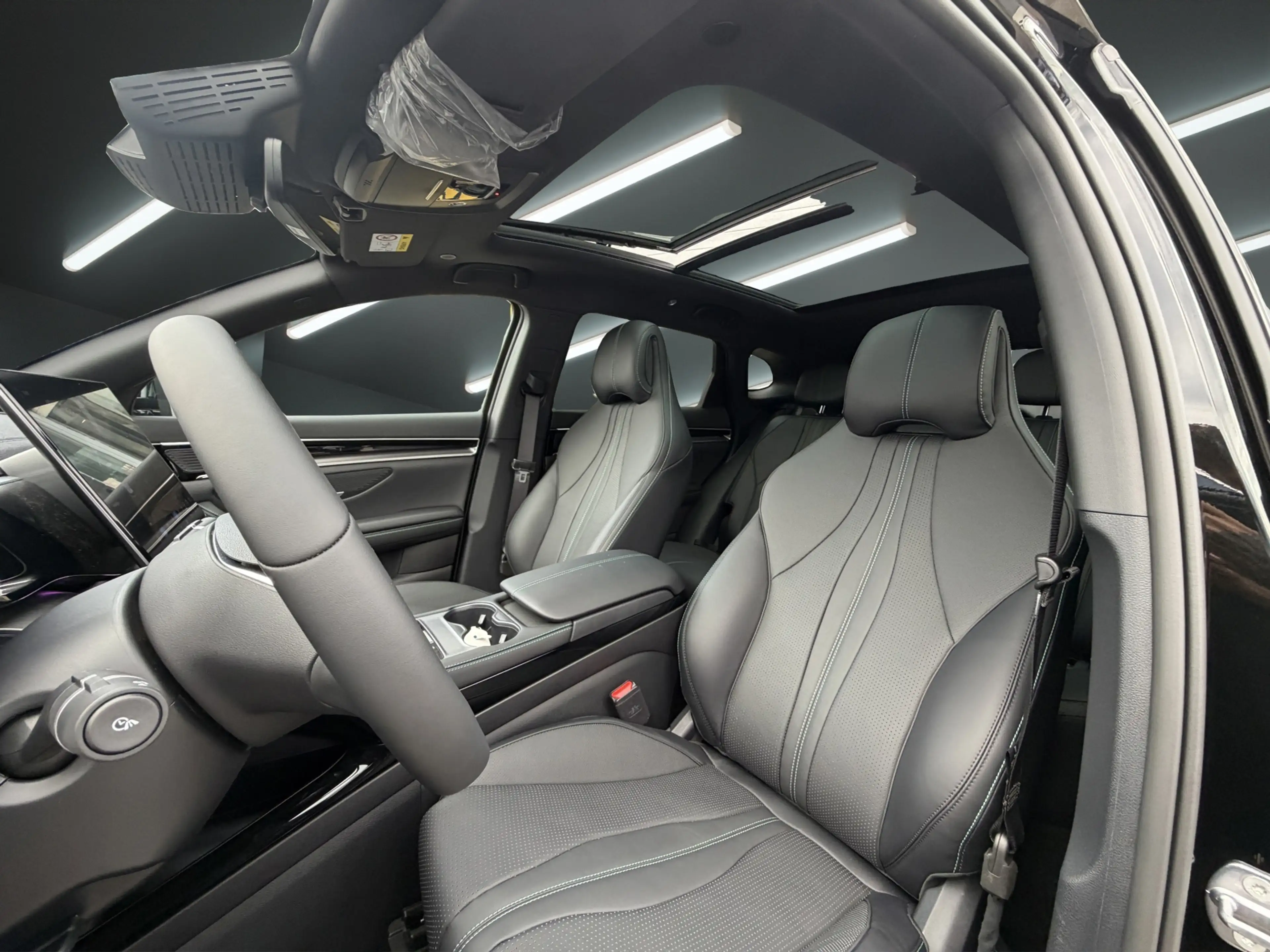 BYD Seal U Comfort 71.8 kWh — photo 13