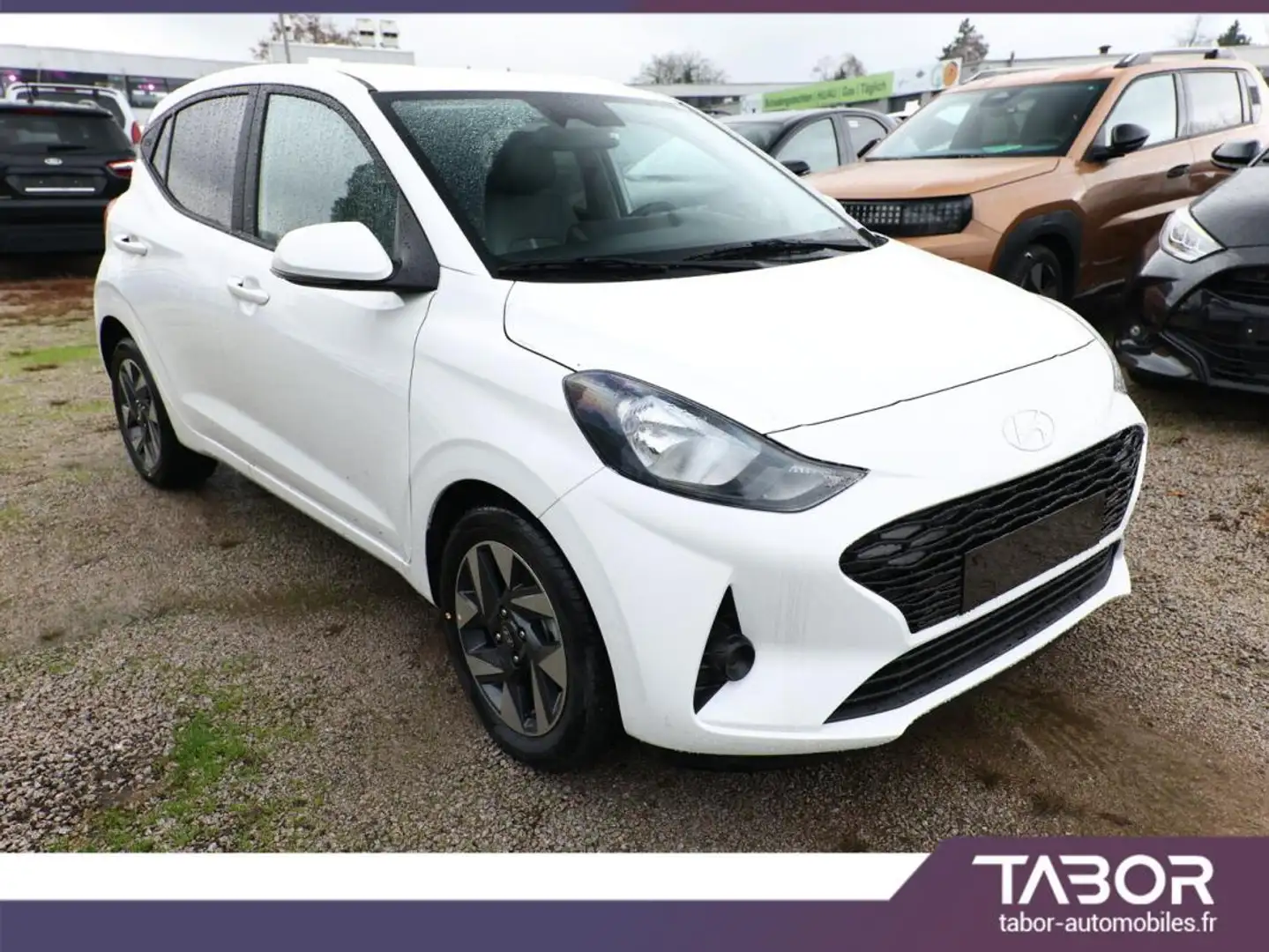 Hyundai i10 1.2 MPI 79 AMT Trend Sièges chauf. Blanc - 2