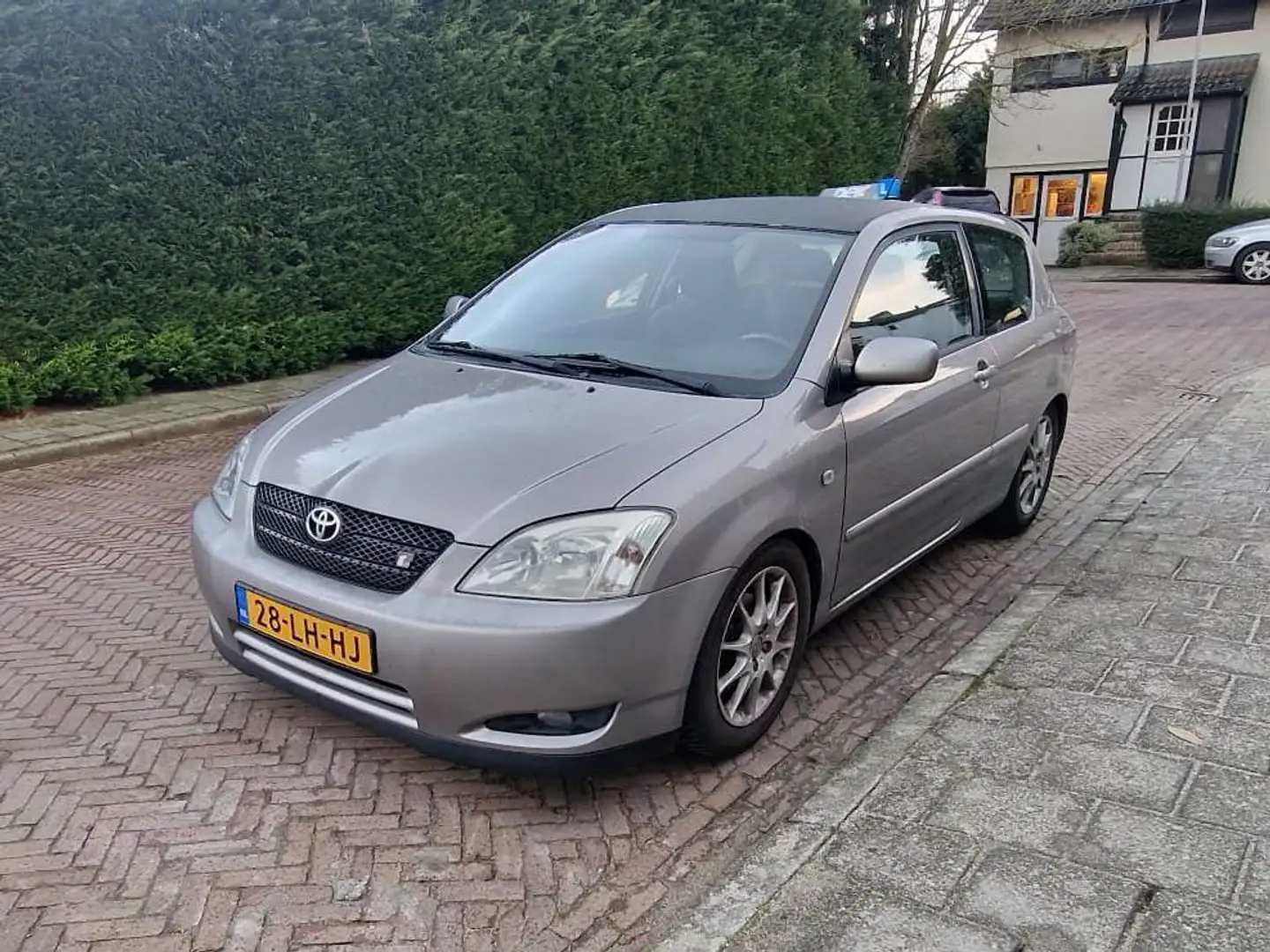 Toyota Corolla Corolla+1.8+VVTL-i+T-Sport Gri - 1