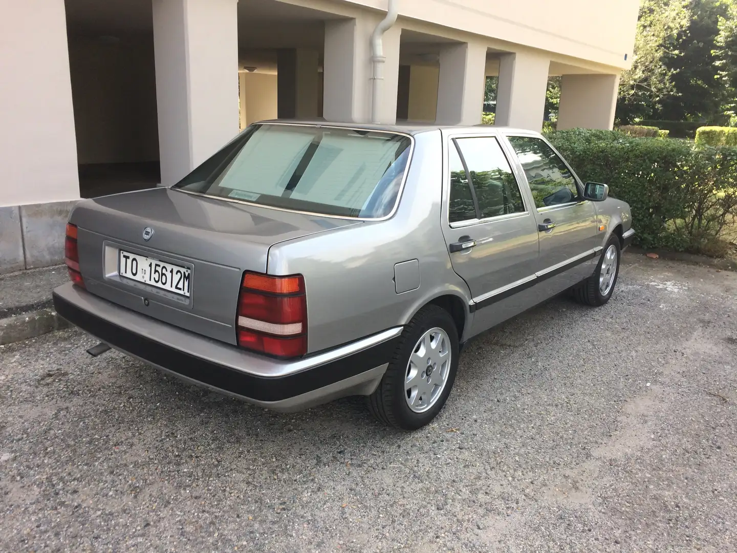 Lancia Thema Thema 2.0 ie FL Zilver - 2