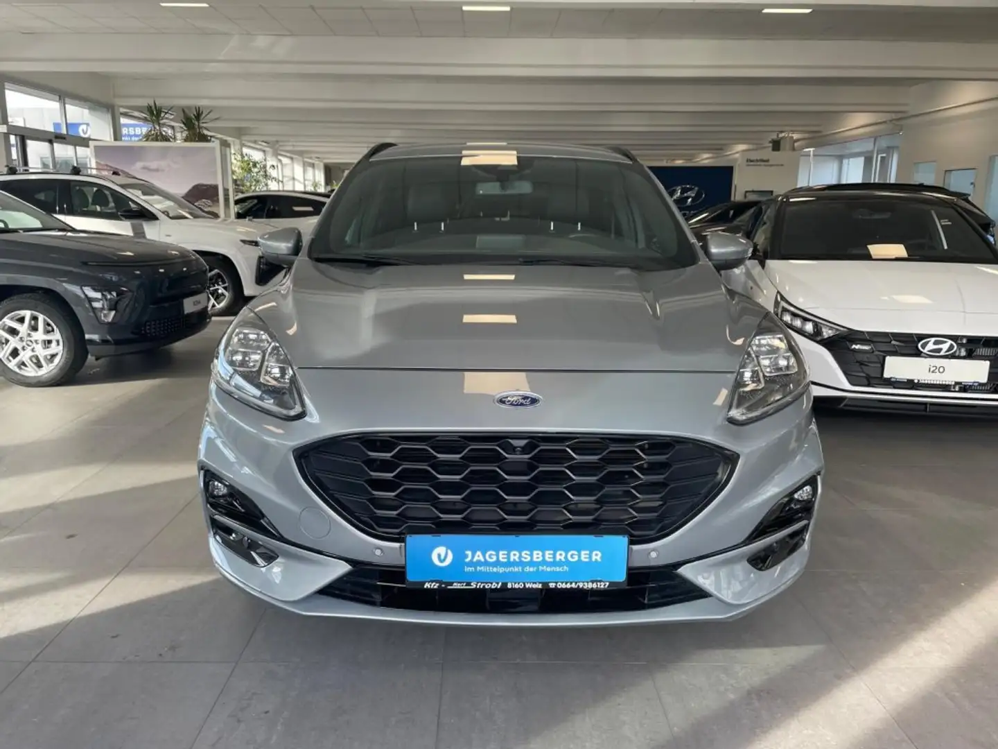 Ford Kuga 2,0 EcoBlue AWD ST-Line X Aut. Silber - 2