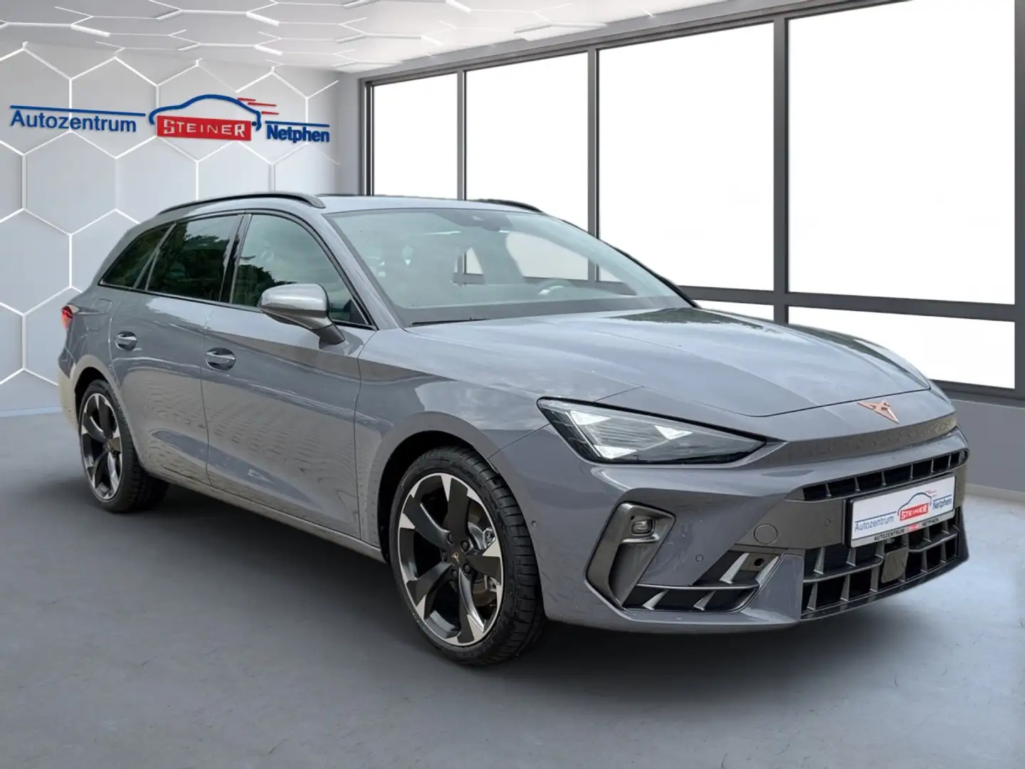 CUPRA Leon ST Sportstourer TDI PANO AHK 5J-Garantie Klima Grau - 2
