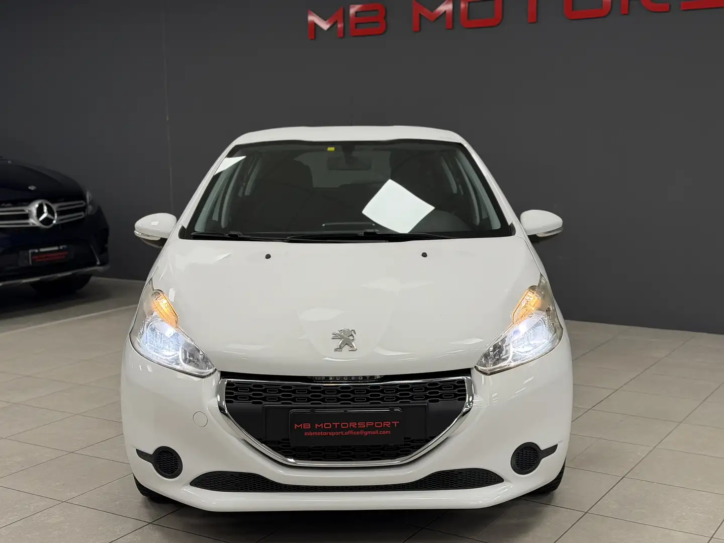 Peugeot 208 208 5p 1.4 hdi 8v Active Weiß - 2