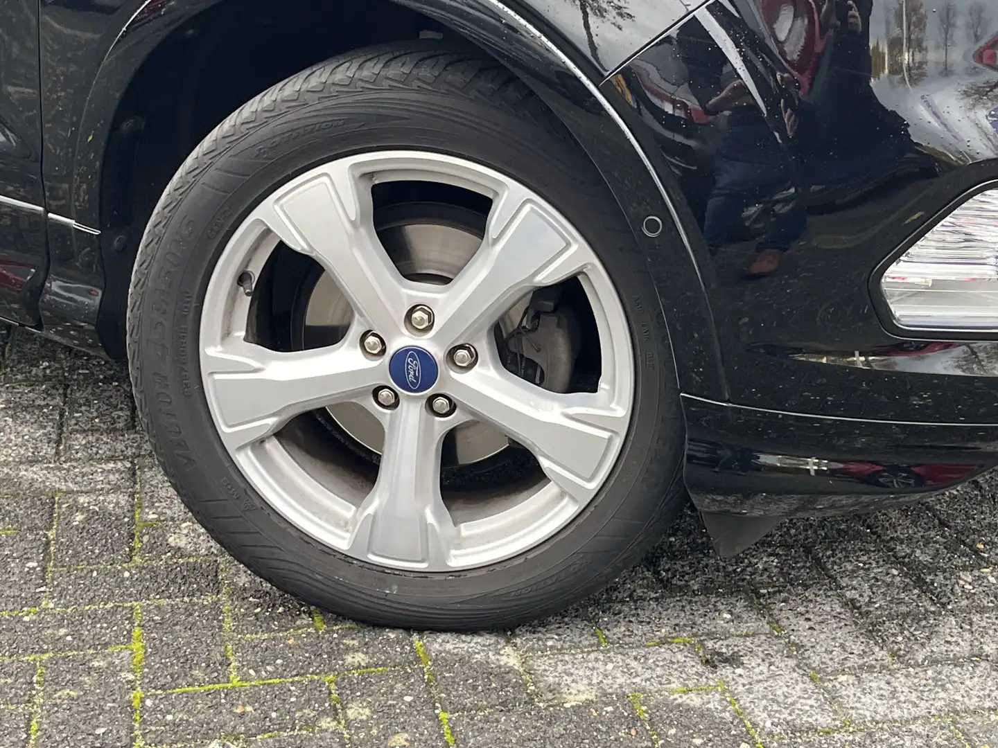 Ford Kuga 1.5 EcoBoost ST Line 150pk/110kW 6-bak | E-Trekhaa Zwart - 2