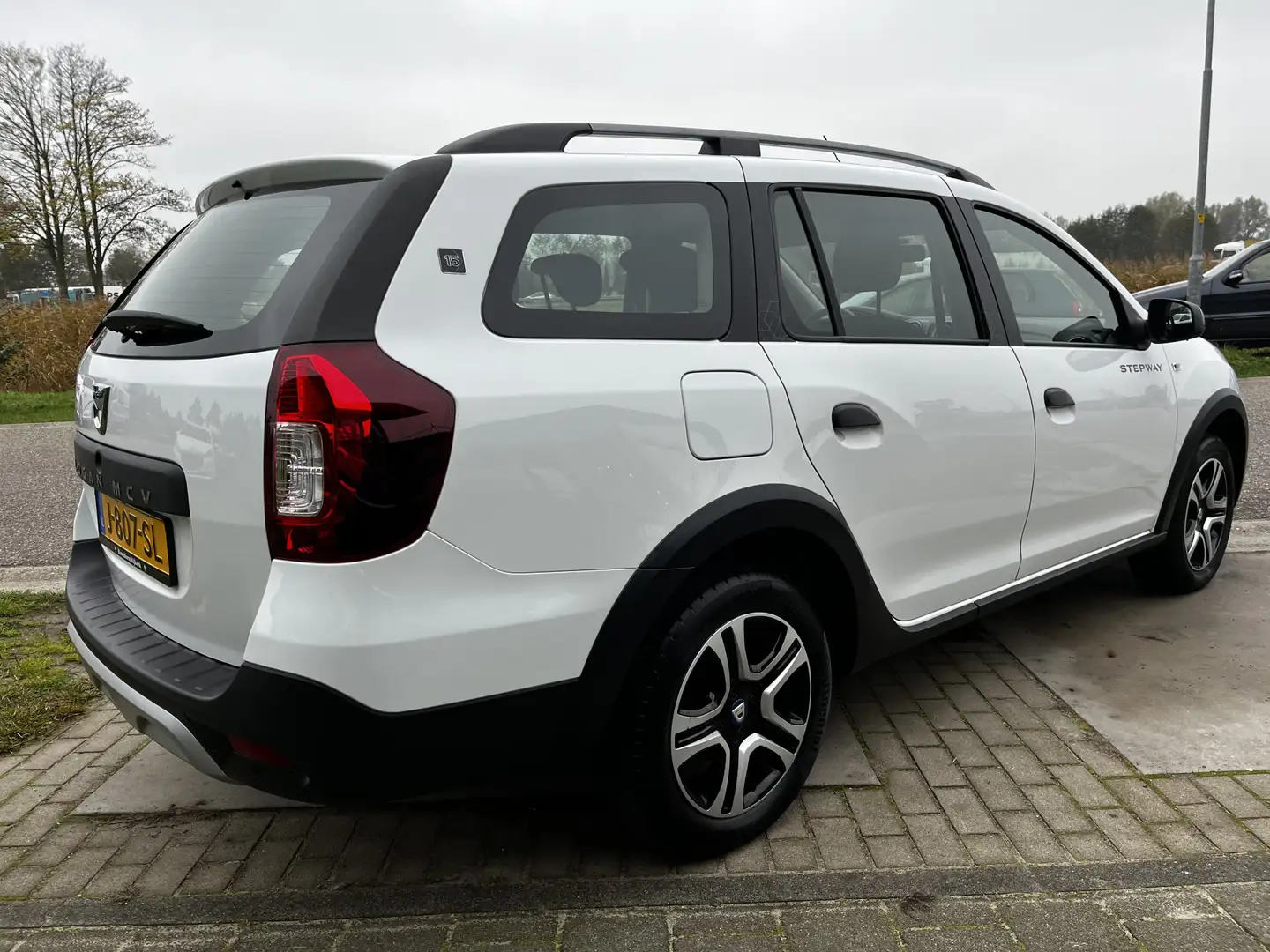 Dacia Logan MCV 0.9 TCe Tech Road / Dealer onderhouden / Autom Blanco - 2