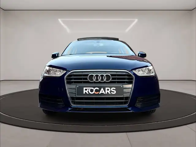 Audi A1 view 2