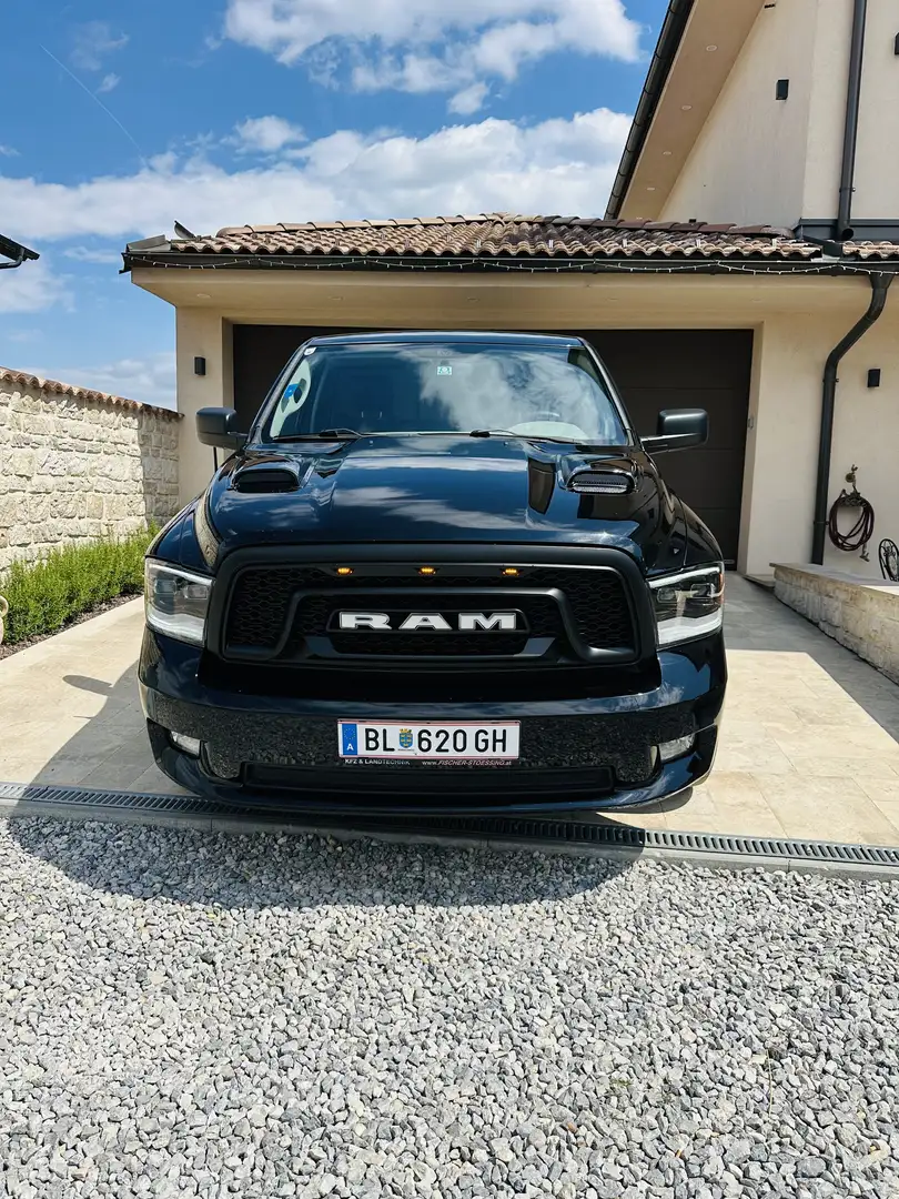 Dodge RAM 5,7 L V8 Hemi - 1