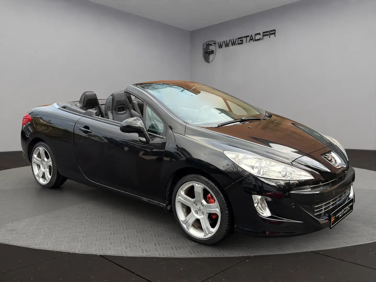 Peugeot 308 308 CC 2.0 HDi 16V 136ch FAP Féline A Schwarz - 1