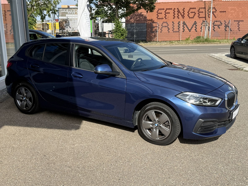 BMW 118 i Advantage Navi Carplay LED Tempomat — photo 5