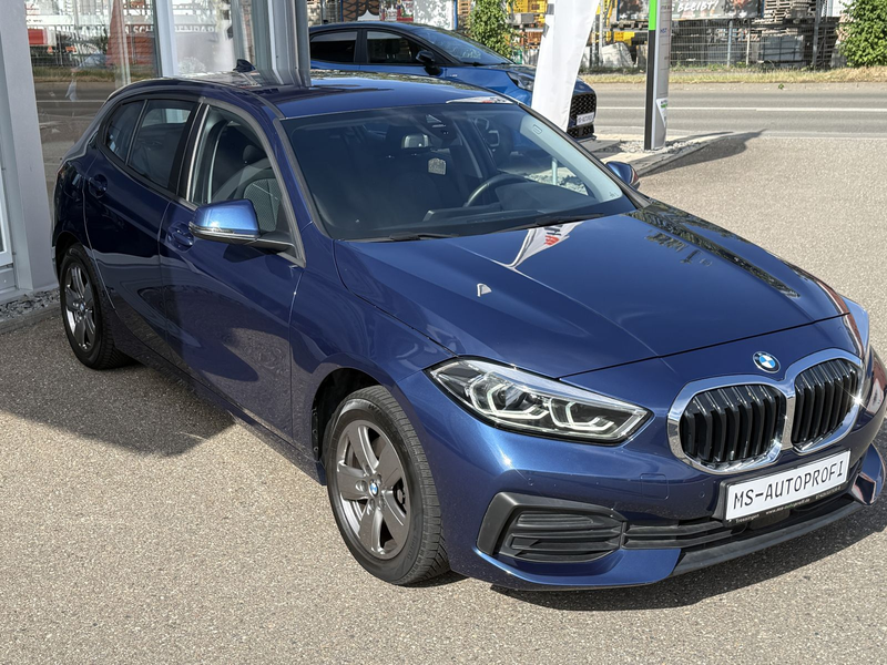 BMW 118 i Advantage Navi Carplay LED Tempomat — photo 4
