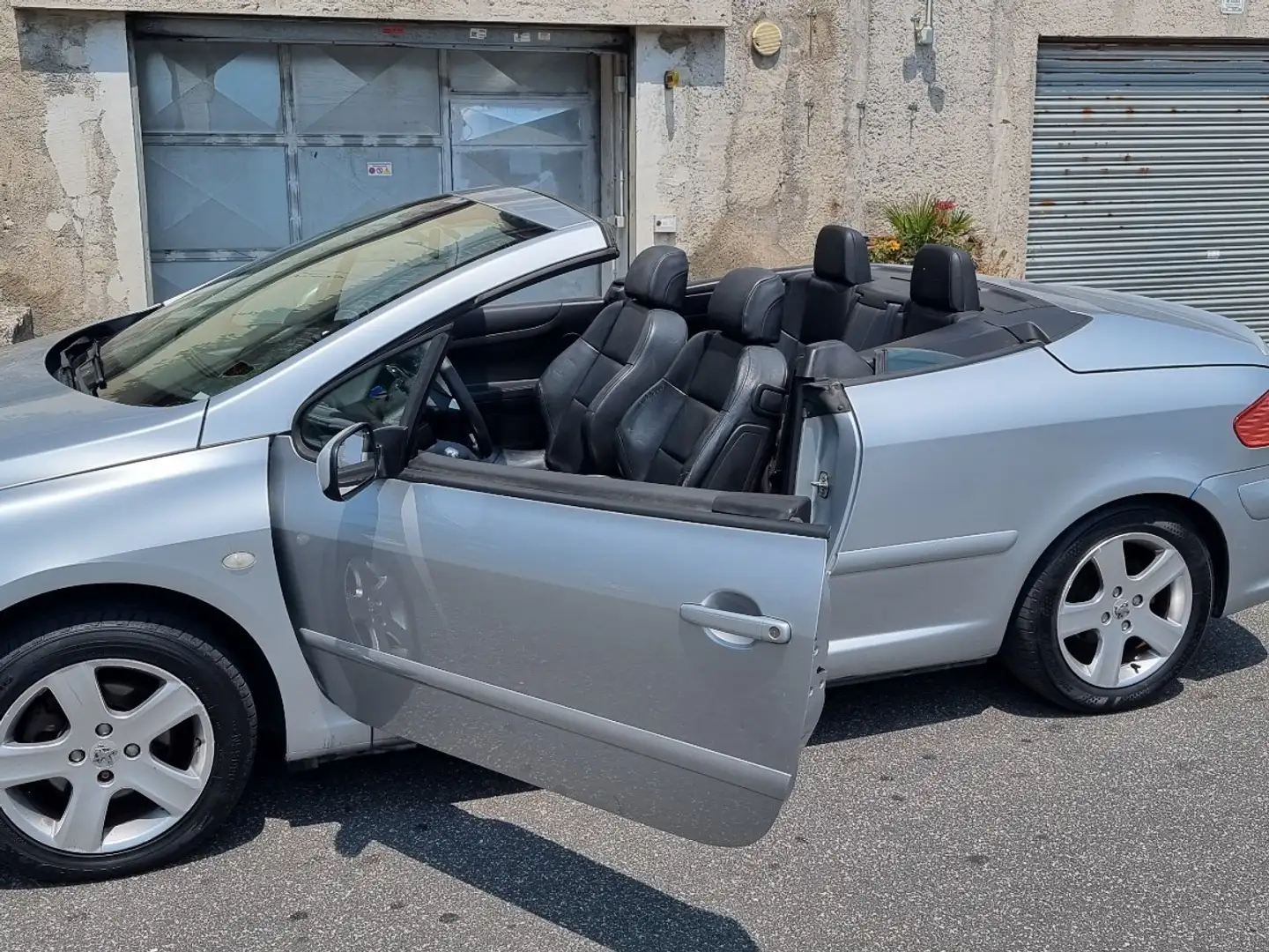 Peugeot 307 CC 1.6 16v benzina Grigio - 1