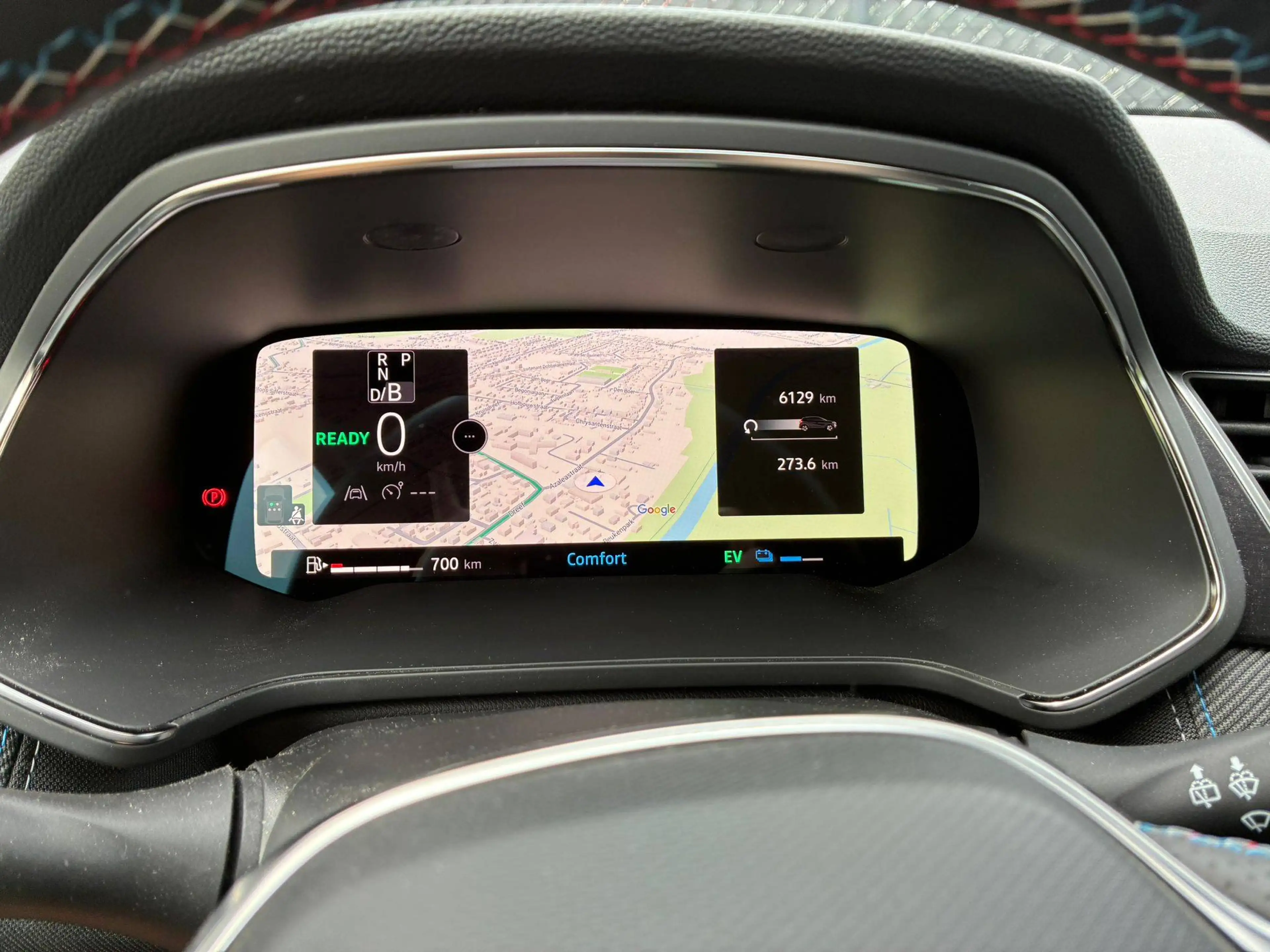 Renault Captur alpine esprit E-tech hybrid — photo 9