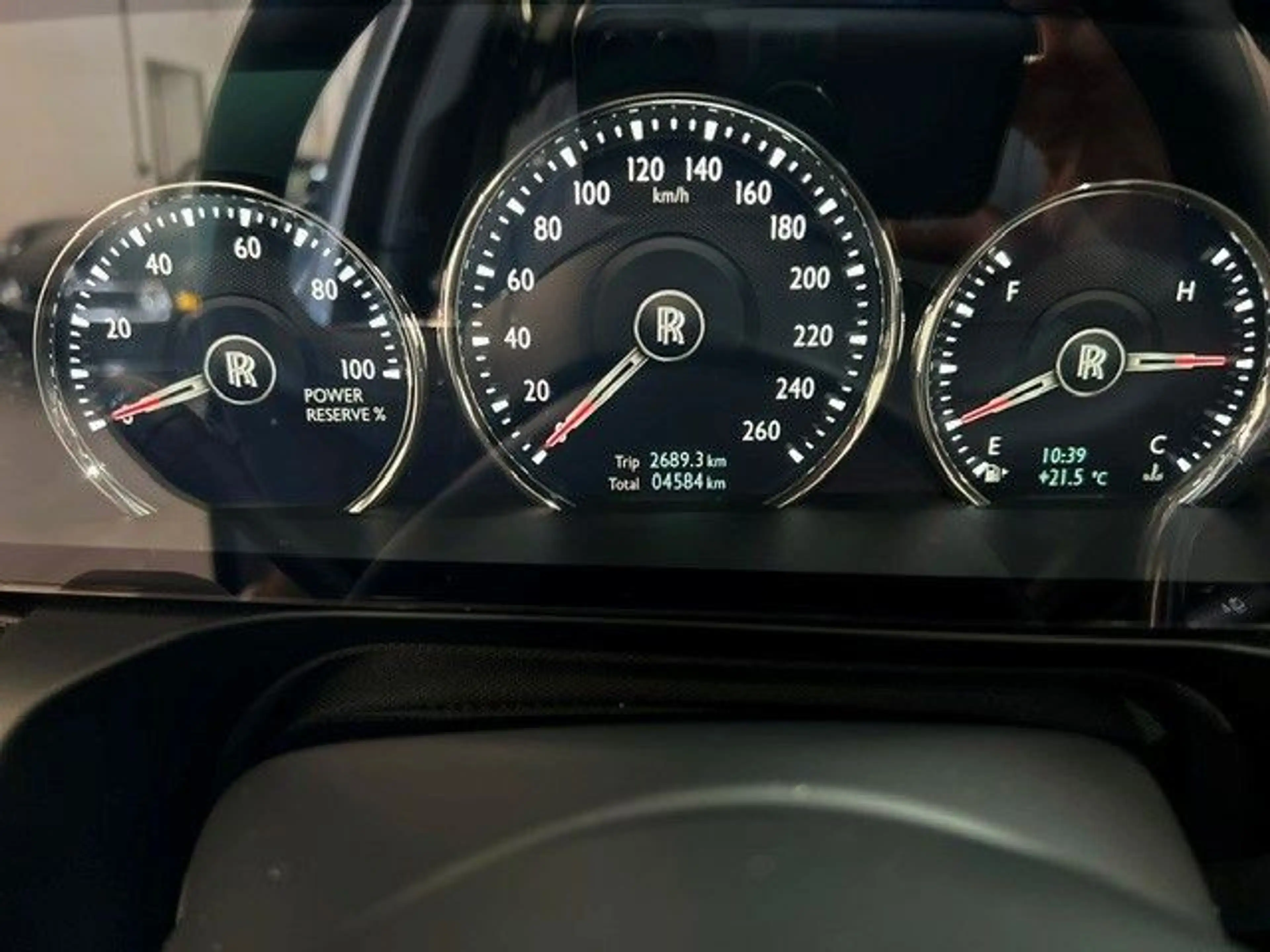 Rolls-Royce Ghost Black Badge - Carbon -1Hand — photo 13