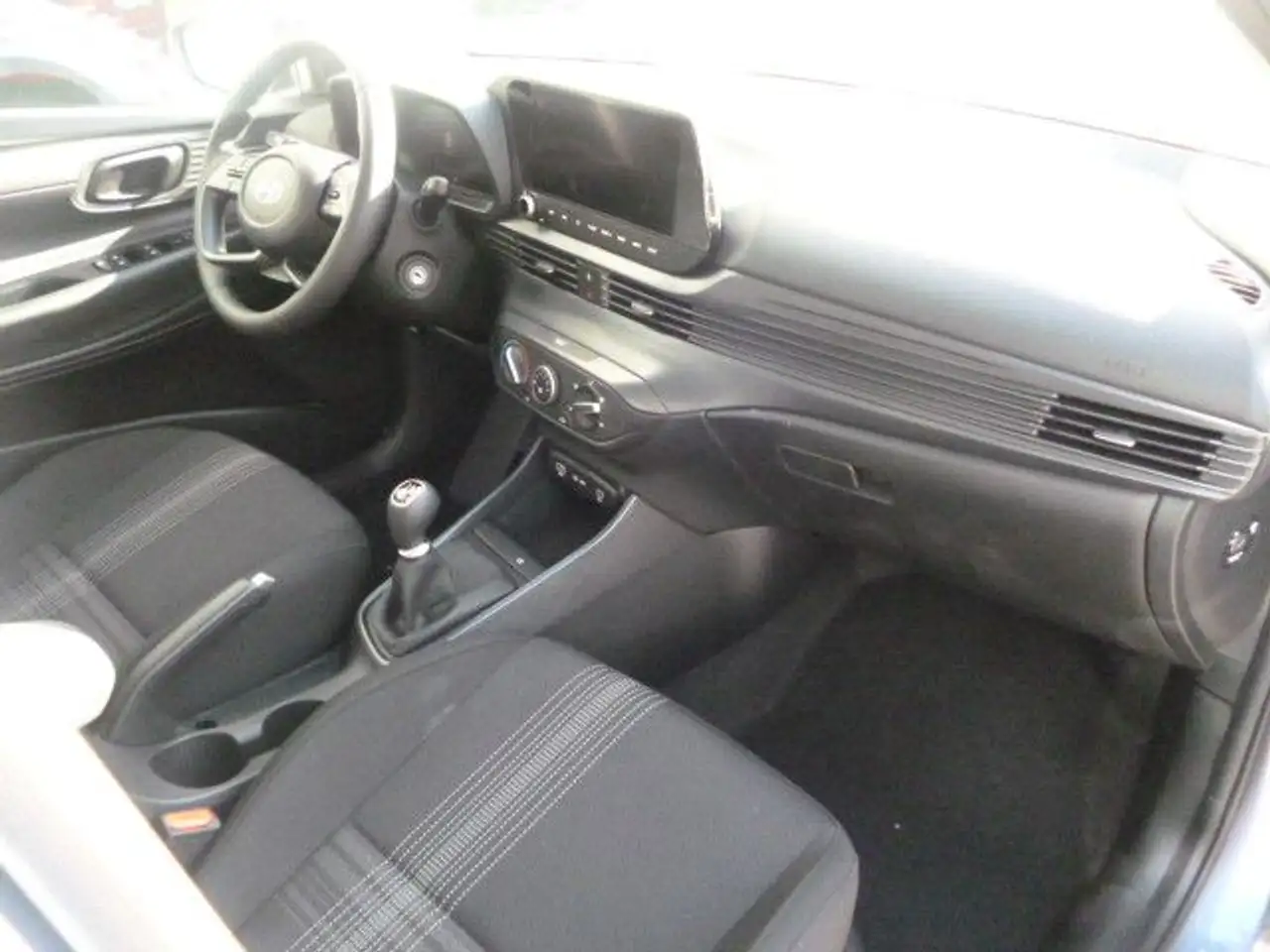 Hyundai i20 KLIMA NAVIGATION KAMERA TEMPOMAT 4x el. FH 8