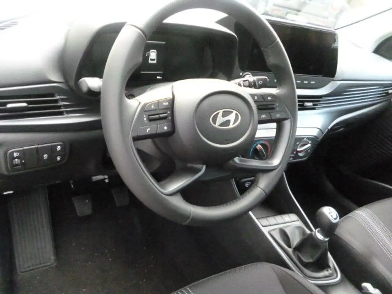 Hyundai i20 KLIMA NAVIGATION KAMERA TEMPOMAT 4x el. FH 6