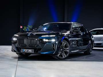 M760e xDrive - Executive Drive Pro - Sky Lounge – Rear Axle Steering – Massage - Soft Close