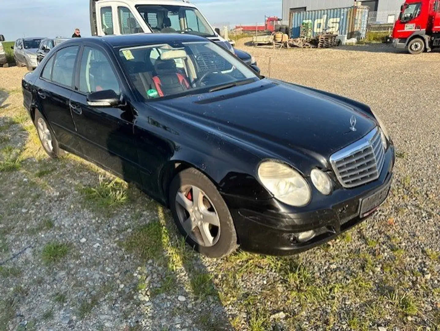 Mercedes-Benz E 200 E 200 CDI (211.007) Schwarz - 2