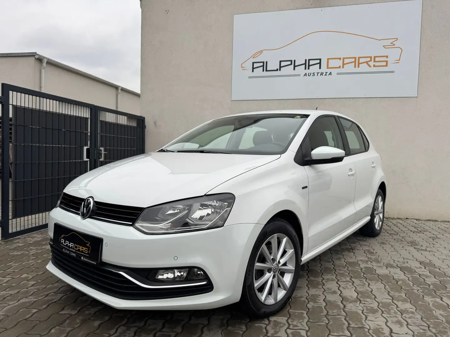 Volkswagen Polo 1.4 TDI DSG Lounge BlueMotion Tech Weiß - 2