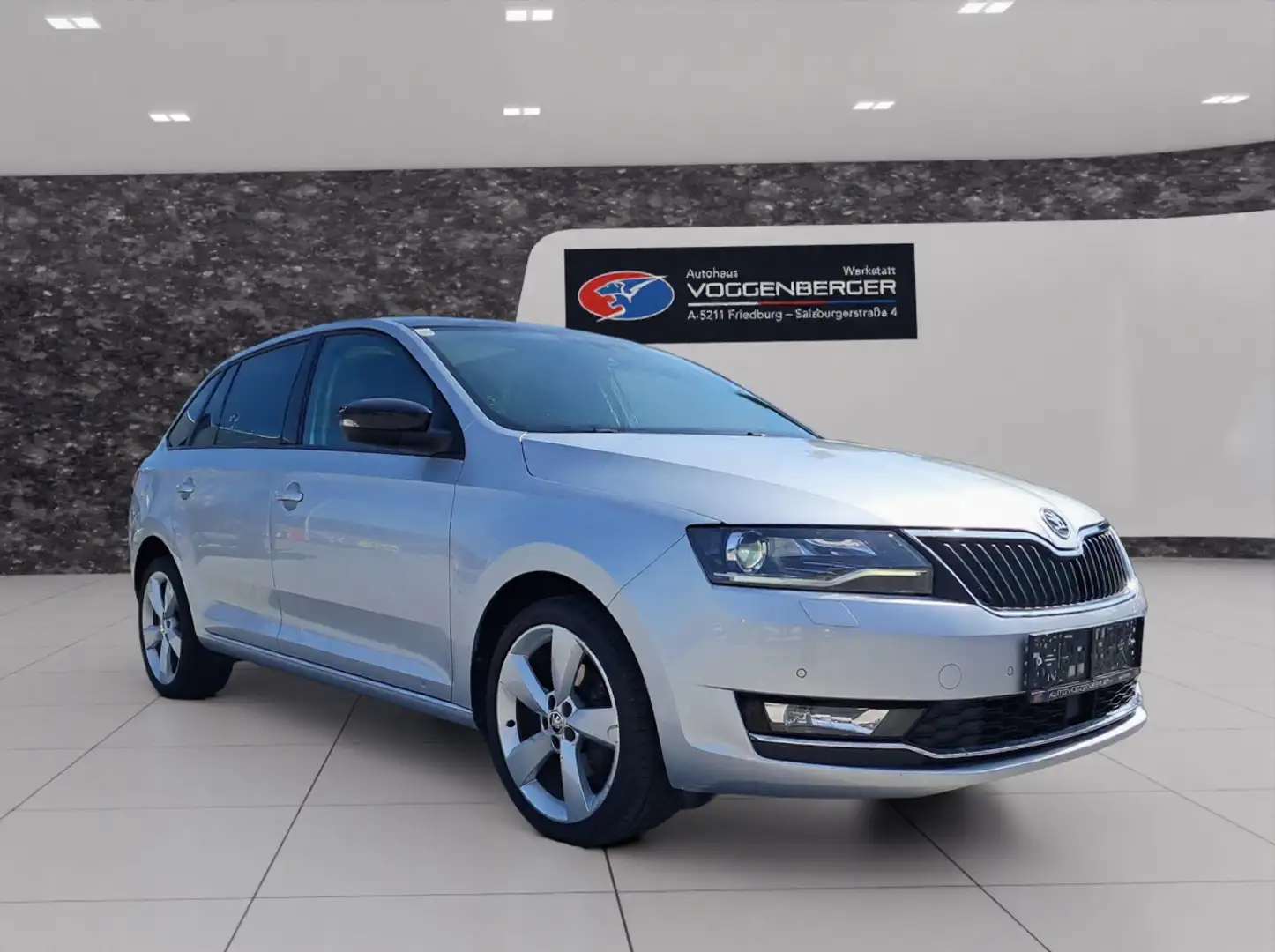 Skoda Rapid/Spaceback Sport Silber - 2