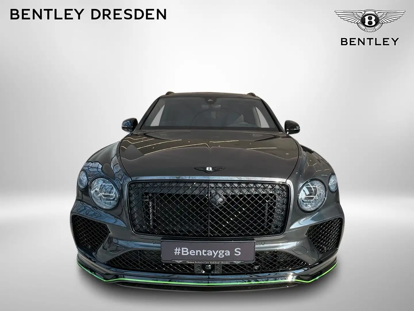 Bentley Bentayga V8 Black Edition - DemoCar Gri - 2