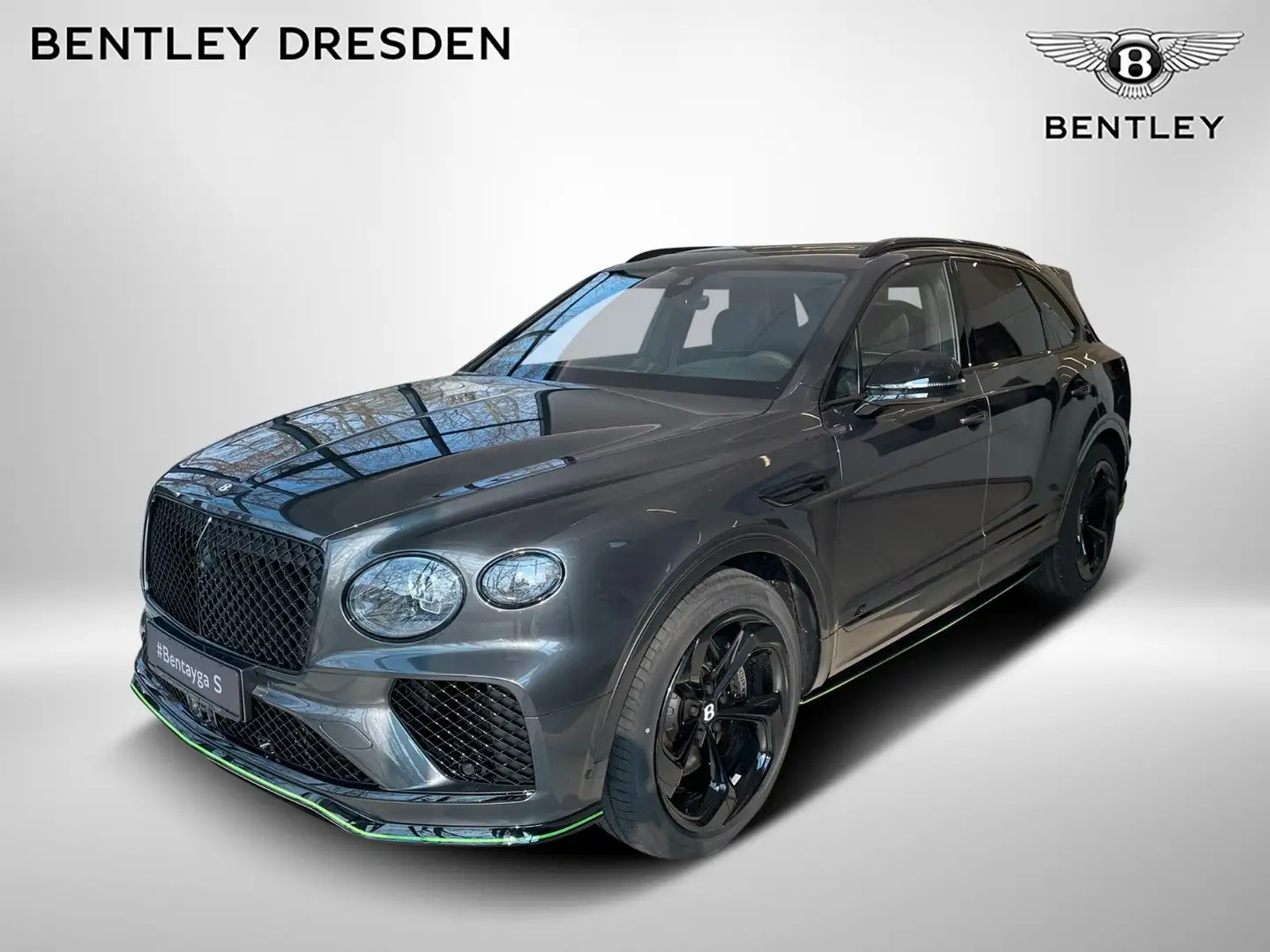 Bentley Bentayga V8 Black Edition - DemoCar Gri - 1