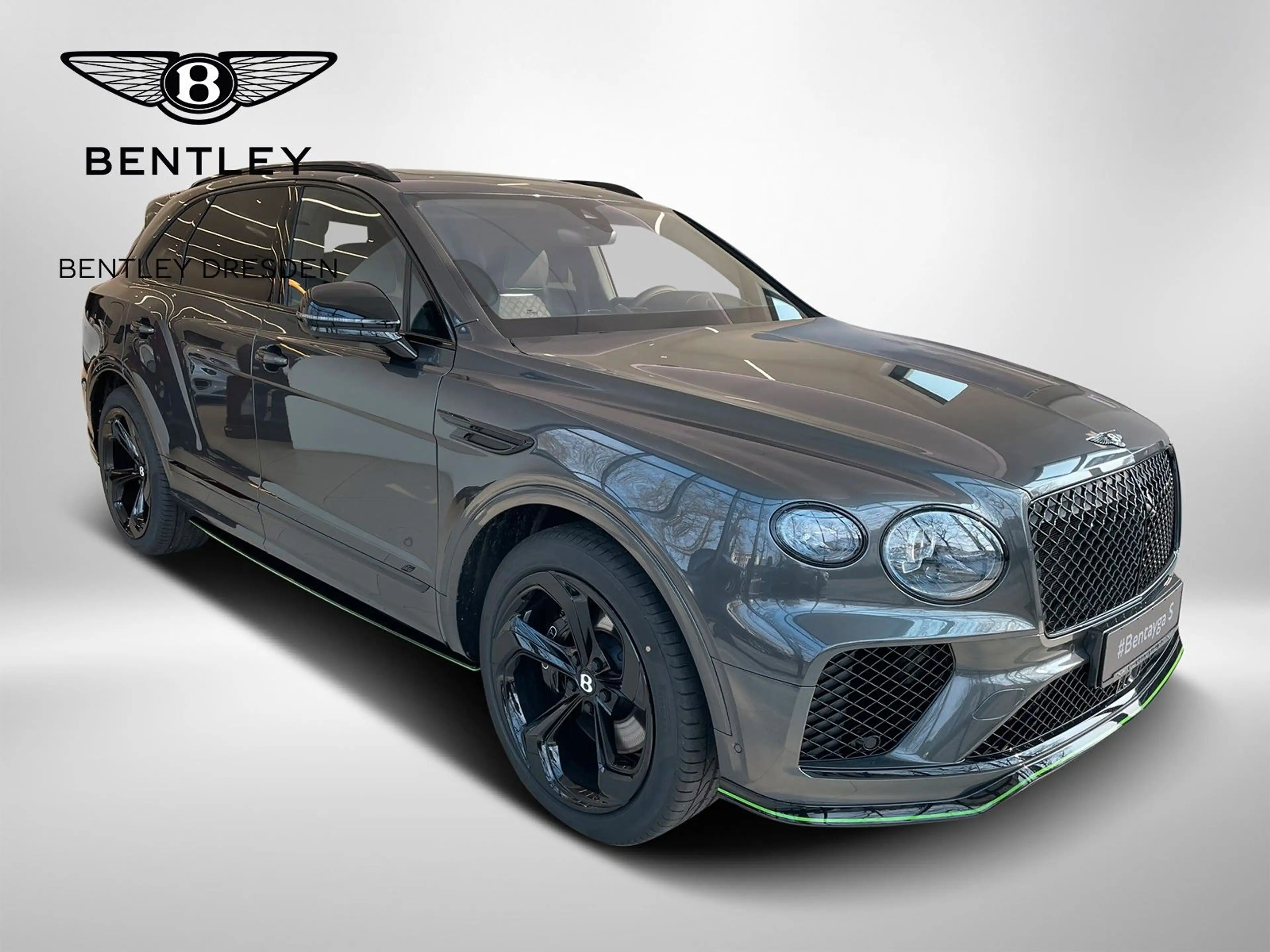 Bentley Bentayga V8 Black Edition - Naim/Parking Heat. — photo 2