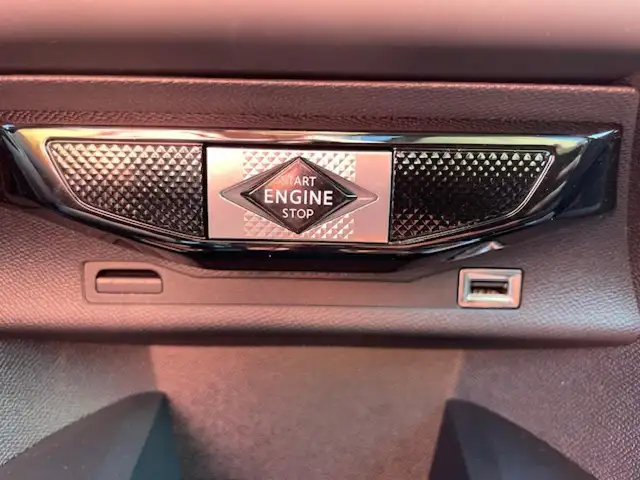 DS Automobiles DS 3 Crossback view 27