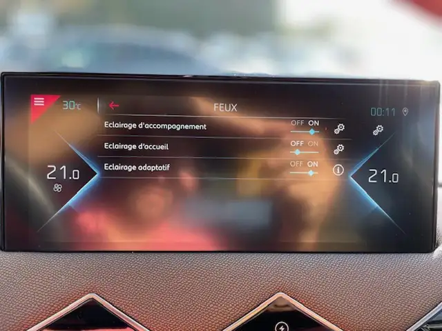 DS Automobiles DS 3 Crossback view 17
