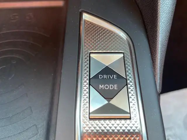 DS Automobiles DS 3 Crossback view 24